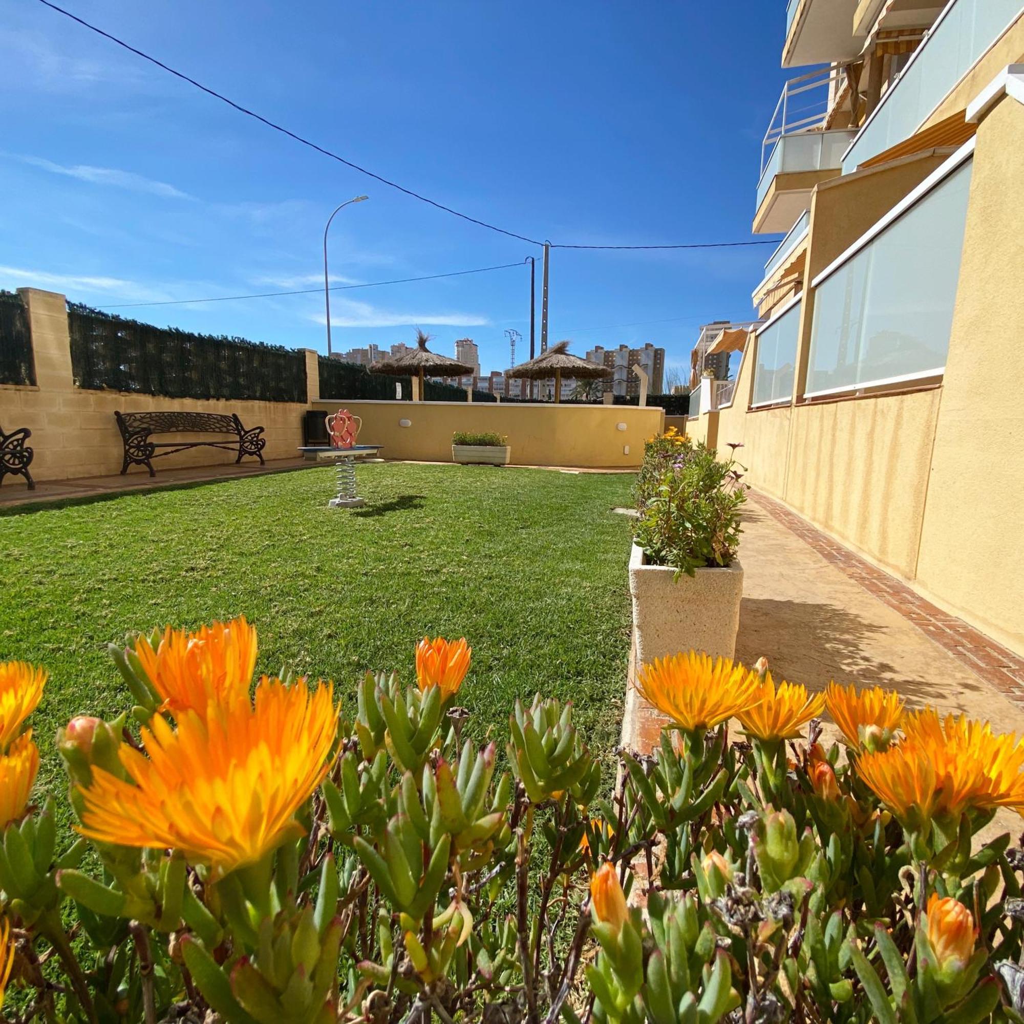 Attic With Great Terrace Close To The Sea Apartment El Campello Luaran gambar